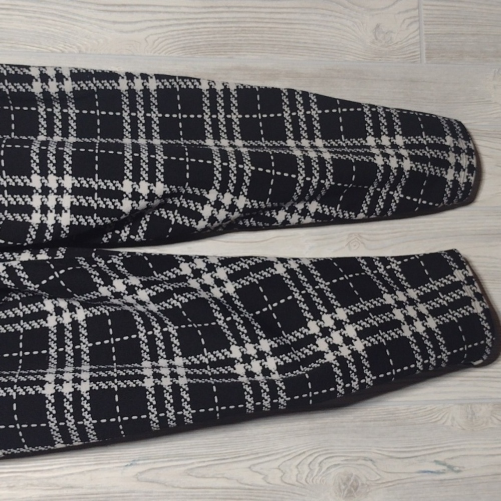 High Waisted B&W Plaid Pants - Picture 12 of 13
